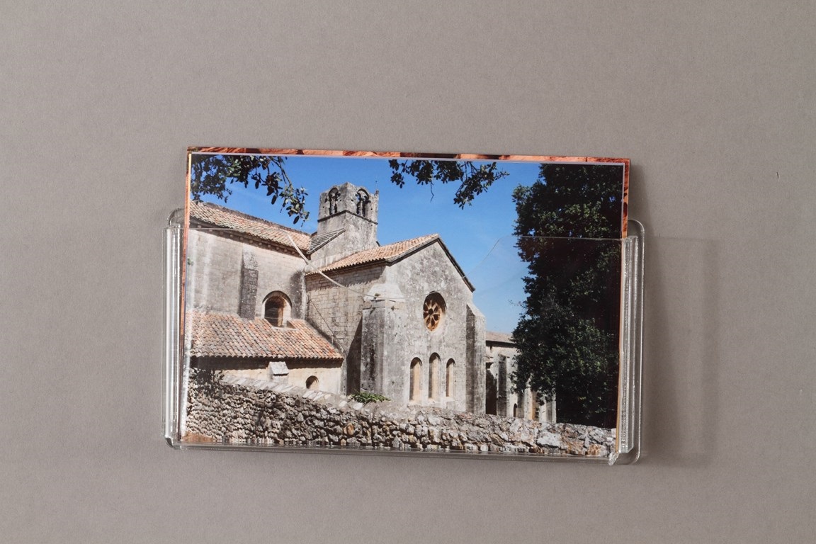 ESPOSITORE DA PARETE A 1 TASCA PER CARTOLINE F.TO 10X15 CM 