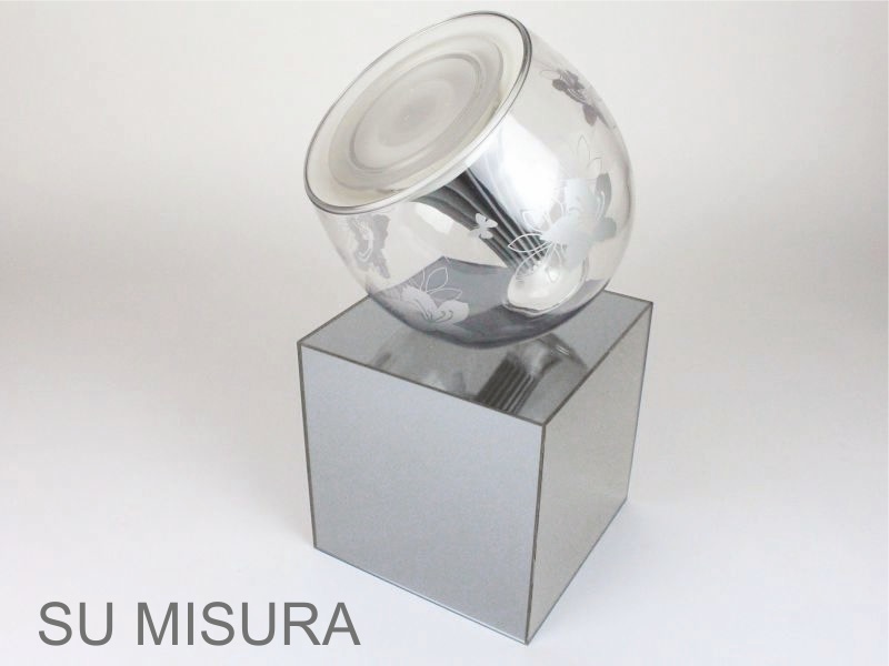 cubi in plexiglass specchiato argento